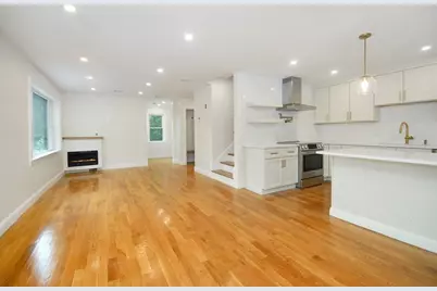9 Ledge St, Melrose, MA 02176 - Photo 12