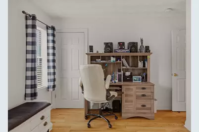 5239 N Main St #18, Fall River, MA 02720 - Photo 24