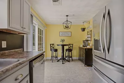 5239 N Main St #18, Fall River, MA 02720 - Photo 12