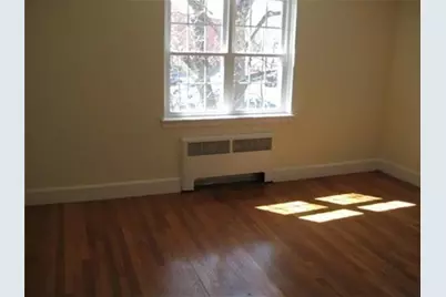 577 Hammond St #2, Brookline, MA 02467 - Photo 8