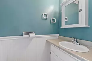 111 Brigham St, Hudson, MA 01749 - Photo 18