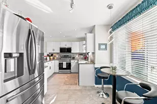 700 Shore Dr, Fall River, MA 02721 - Photo 8