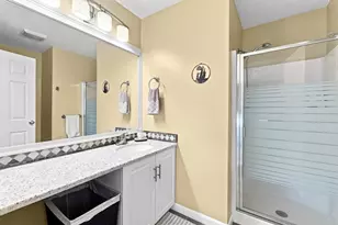 700 Shore Dr, Fall River, MA 02721 - Photo 30