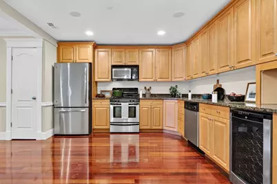 161 E Cottage #2, Boston, MA 02125 - Photo 10