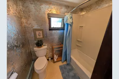 92 East Ave, North Adams, MA 01247 - Photo 14