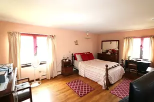 92 East Ave, North Adams, MA 01247 - Photo 8