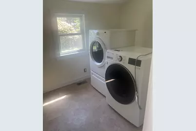 58 Lincoln Street, Greenfield, MA 01301 - Photo 10