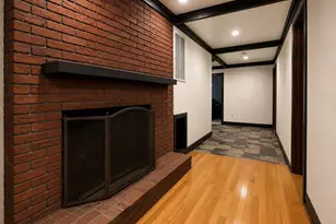 8 Locke St, Cambridge, MA 02140 - Photo 14