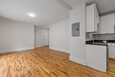 39 Bradley St #2, Somerville, MA 02145 - Photo 2