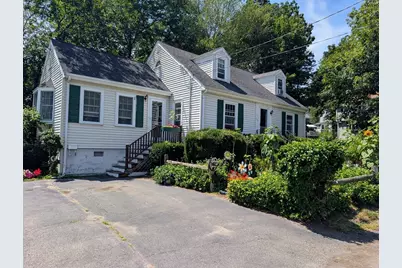 102 Sanford St, Melrose, MA 02176 - Photo 2