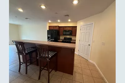 215 Longmeadow Rd #603, Taunton, MA 02780 - Photo 6