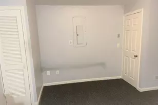 318 Crescent St, Fall River, MA 02720 - Photo 18
