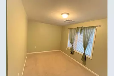 318 Crescent St #B, Fall River, MA 02720 - Photo 10