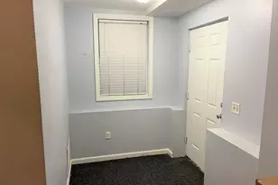 318 Crescent St, Fall River, MA 02720 - Photo 16
