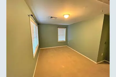 318 Crescent St #B, Fall River, MA 02720 - Photo 8