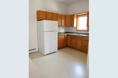 215 Walnut St #11, New Bedford, MA 02740 - Photo 2