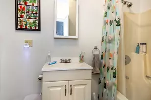 166 Raymond St, Cambridge, MA 02140 - Photo 10