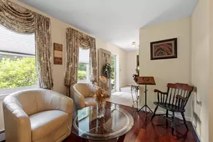 115 Village Crossing, Fitchburg, MA 01420 - Photo 8