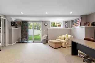 115 Village Crossing, Fitchburg, MA 01420 - Photo 10