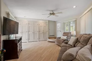 115 Village Crossing, Fitchburg, MA 01420 - Photo 4