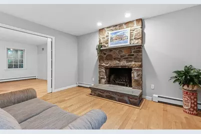 10 Buckhill Rd, Northborough, MA 01532 - Photo 8