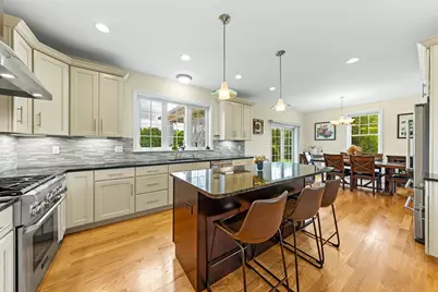 11 Aubin St., Seekonk, MA 02771 - Photo 4