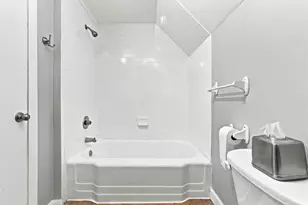 58-60 Hamilton St, Boston, MA 02136 - Photo 28