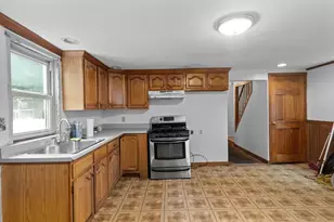 9 Mechanic St, Framingham, MA 01701 - Photo 12