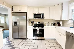 84 Harlow Dr, Amherst, MA 01002 - Photo 8