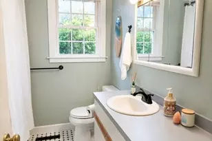 84 Harlow Dr, Amherst, MA 01002 - Photo 16
