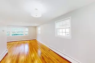 38 Nash St, Watertown, MA 02472 - Photo 8