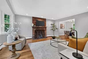 25 Gray Terrace, Bedford, MA 01730 - Photo 2