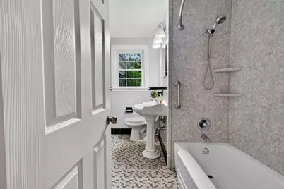 25 Gray Ter, Bedford, MA 01730 - Photo 32