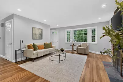 25 Gray Ter, Bedford, MA 01730 - Photo 8