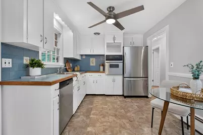 25 Gray Ter, Bedford, MA 01730 - Photo 18