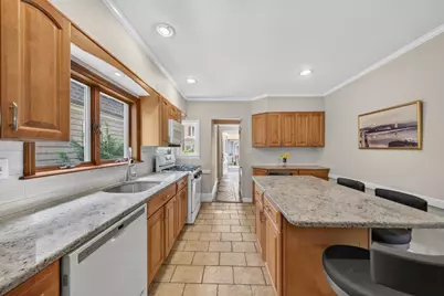 4 Allen Place, Melrose, MA 02176 - Photo 6