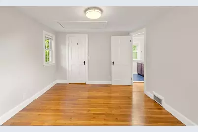 42 Elinor Road, Newton, MA 02461 - Photo 6
