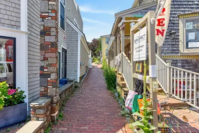 348A Commercial Street #Unit 5, Provincetown, MA 02657 - Photo 32