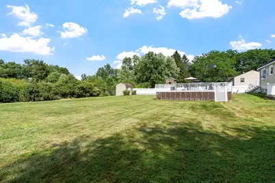 550 Packard St, Lancaster, MA 01523 - Photo 36