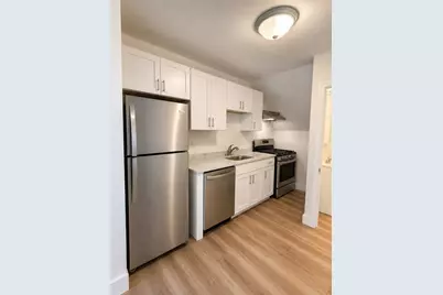 32 Ocean Ave #3, Lynn, MA 01902 - Photo 2