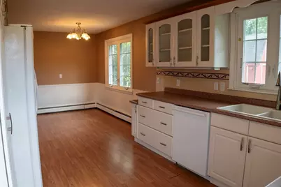 571 Mill St, Agawam, MA 01030 - Photo 10