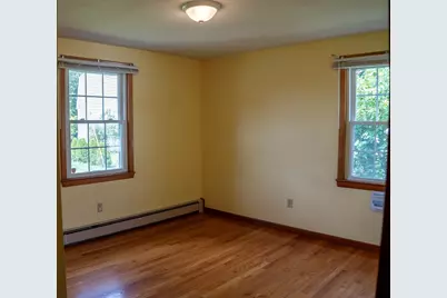 571 Mill St, Agawam, MA 01030 - Photo 18