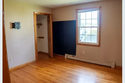 571 Mill St, Agawam, MA 01030 - Photo 14