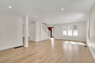 510 Common St, Walpole, MA 02081 - Photo 4