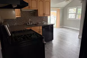 20-22 Emerson St, Stoneham, MA 02180 - Photo 4