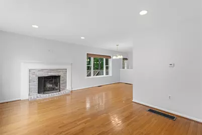 19 Riverbank Cir #19, Haverhill, MA 01835 - Photo 12