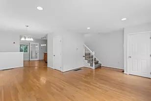 19 Riverbank Cir, Haverhill, MA 01835 - Photo 24