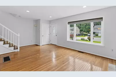 19 Riverbank Cir #19, Haverhill, MA 01835 - Photo 10