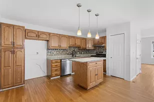 19 Riverbank Cir, Haverhill, MA 01835 - Photo 16