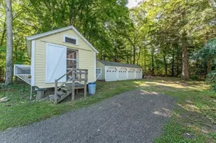 1530 Hartford Pike, Killingly, CT 06243 - Photo 34